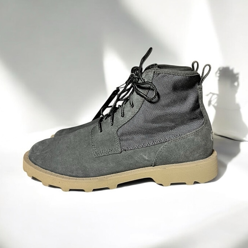 🌻NEW w.tags SOREL Caribou Gray OTM Waterproof Boots Men's Size 8